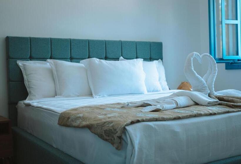 Люкс Вид на Бассейн, Lemon Garden Hotel Turkbuku