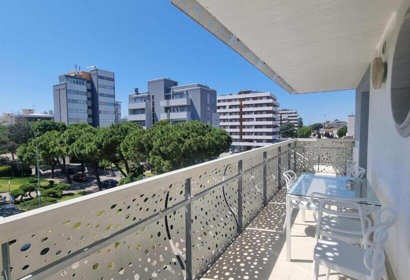 Apartamento 2 Dormitórios, Appart Hotel Holiday