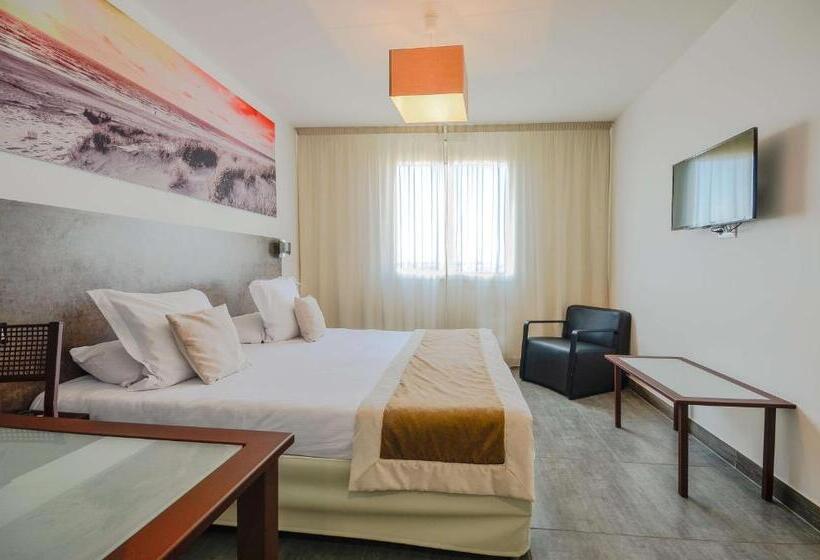 Номер Классика Кровать Кинг, Sure Hotel By Best Western Beziers Le Monestie