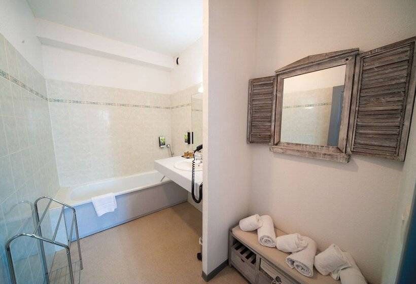 Quarto Familiar, Sure Hotel By Best Western Beziers Le Monestie