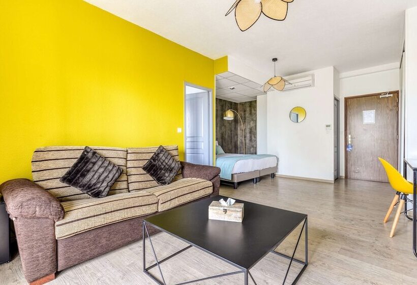 Quarto Familiar, Sure Hotel By Best Western Beziers Le Monestie