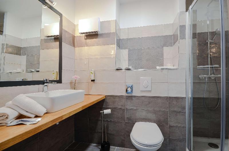 Номер Классика Кровать Кинг, Sure Hotel By Best Western Beziers Le Monestie
