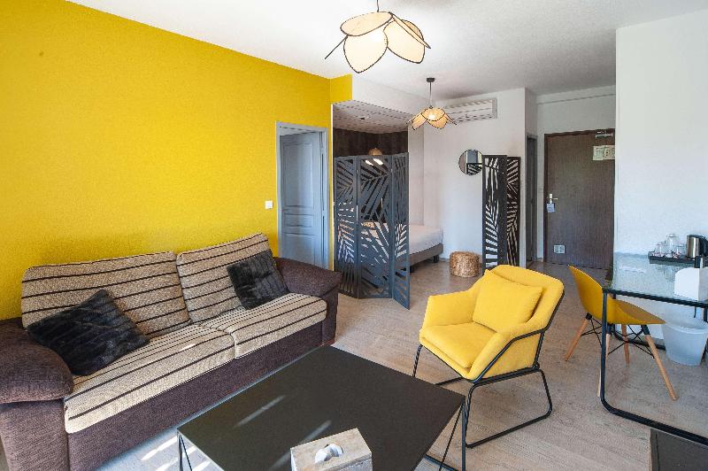 Quarto Familiar, Sure Hotel By Best Western Beziers Le Monestie