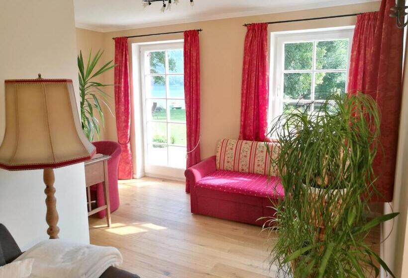 2 Bedrooms Apartment Lake View, Landhaus Leitner Am Wolfgangsee