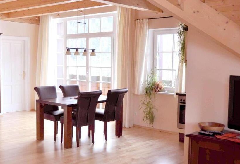 1 Bedroom Apartment Lake View, Landhaus Leitner Am Wolfgangsee