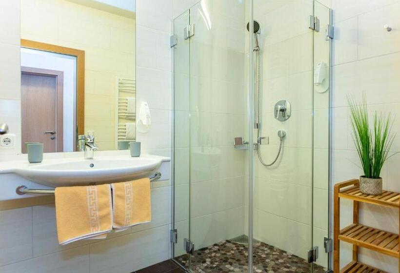 اتاق استاندارد, Klawunn Hotel & Apartement