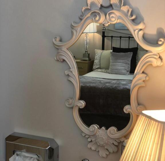 Номер Deluxe Кровать Кинг, Linden Lodge Guest House