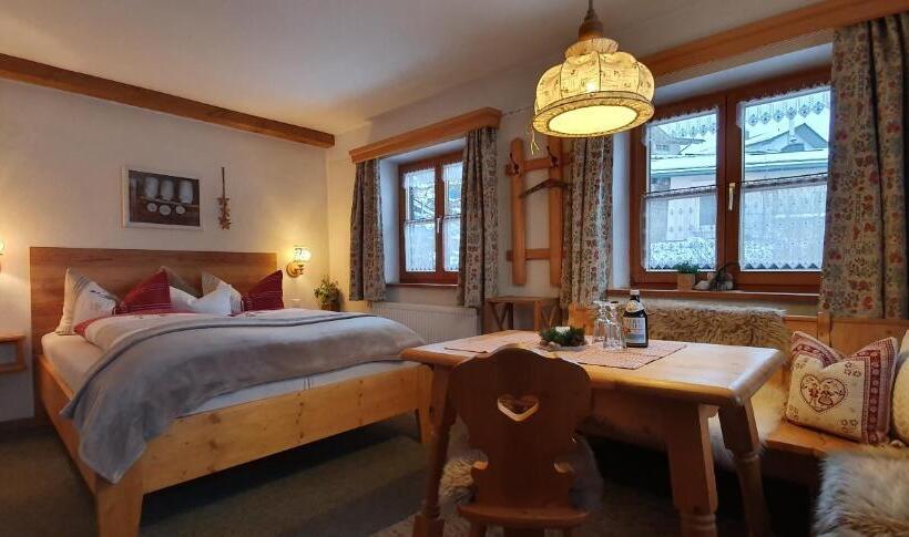 Quarto Estandar Vista Montanha, Pension Marianne
