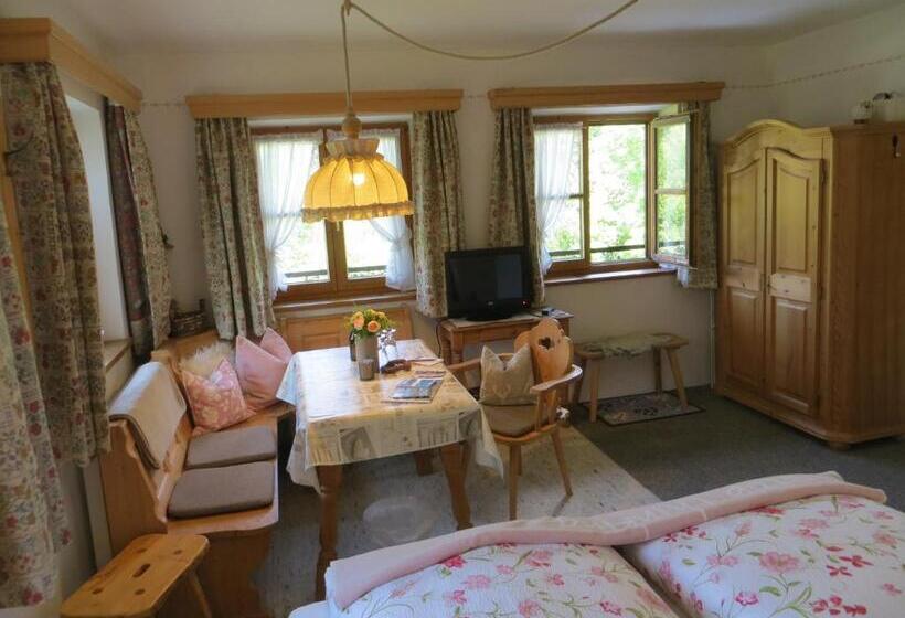 Quarto Estandar Vista Montanha, Pension Marianne