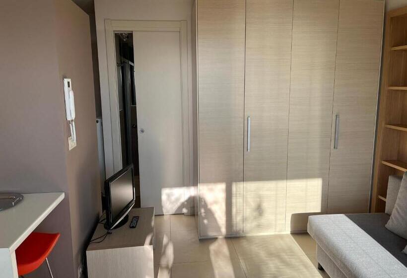 스탠다드 스튜디오, Residenza La Beccata