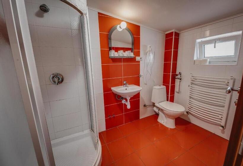 Quarto Triplo Estandar, City Penzion