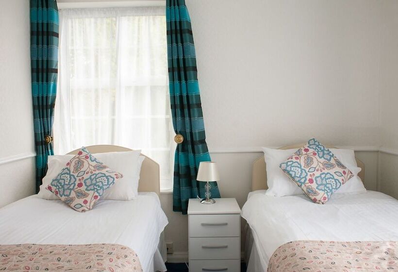 Семейный Номер, The Parks Guest House