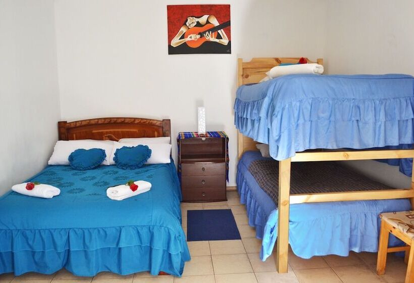 Quarto Familiar, Colonial House Inn