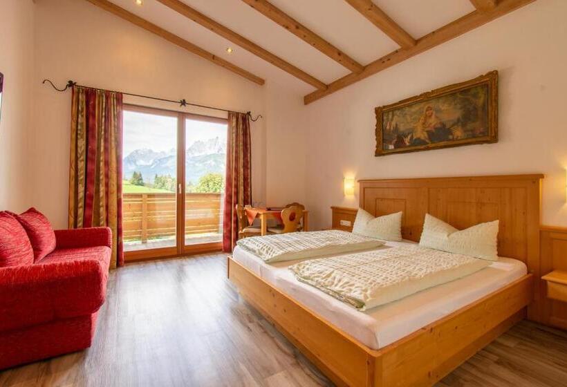 Семейный Номер, Pension Noella