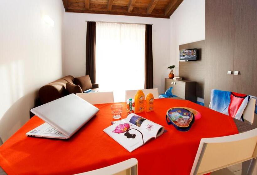 آپارتمان 1 خوابه همکف, Residence Maroadi
