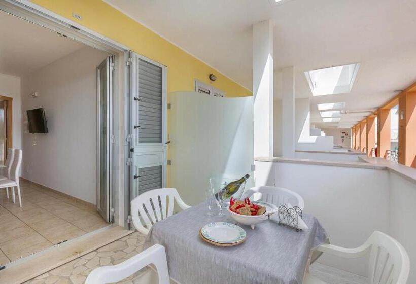 Апартаменты 2 Спальни Вид на Море, Residence Solaris