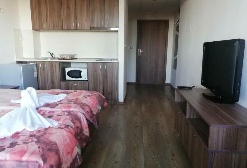 استودیوی استاندارد, Aparthotel Pine Hills Pamporovo