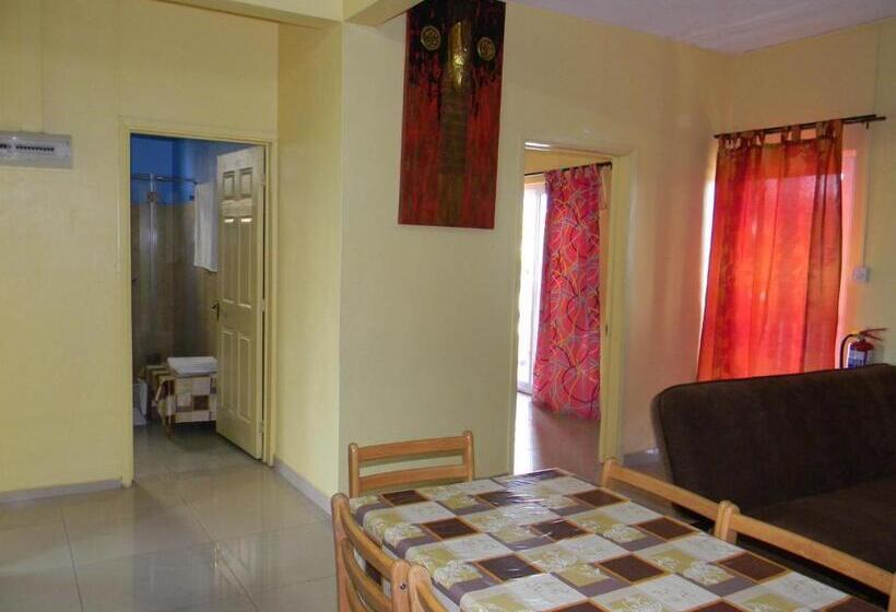 آپارتمان 3 خوابه, Villa Osoleil