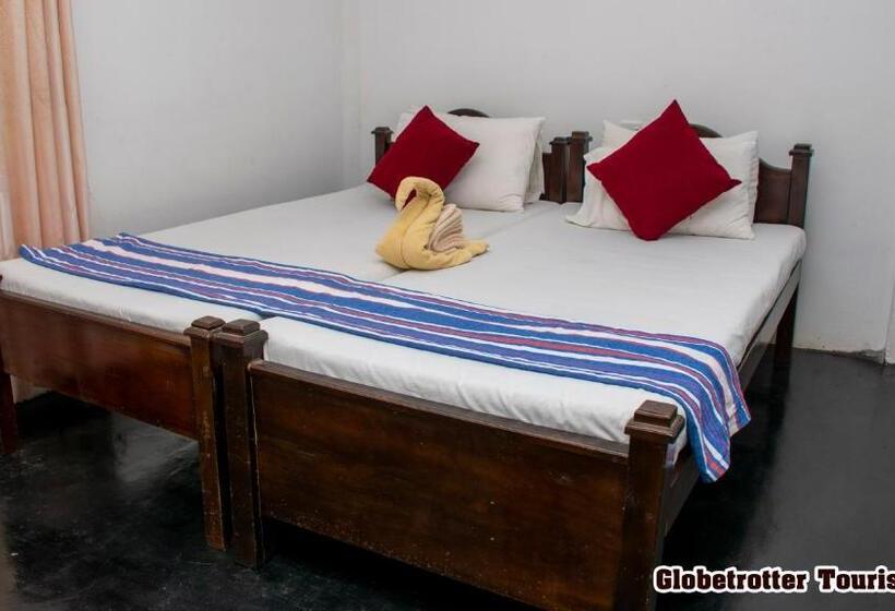 اتاق خانوادگی, Globetrotter Tourist Inn