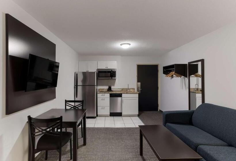 سوئیت با تخت بزرگ, Surestay Hotel By Best Western Presque Isle