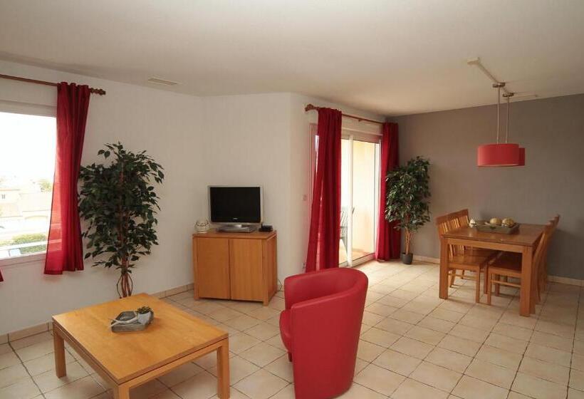 Апартаменты 2 Спальни, Residence La Pinede