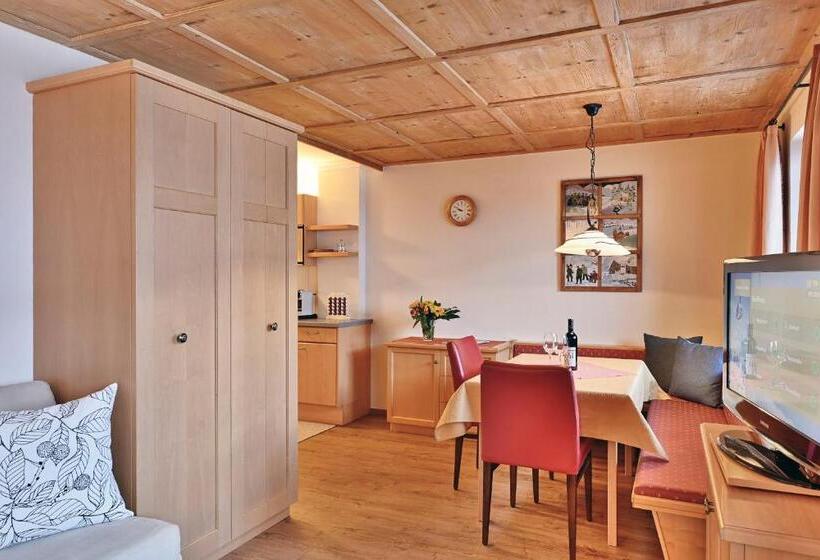Апартаменты 1 Спальня, Appartements Täli