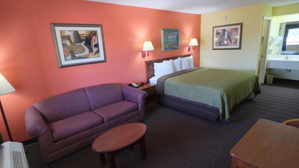 스탠다드 룸 킹사이즈 침대, Budget Inn & Suites