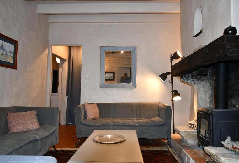 Дом 2 Спальни, Domaine De Montboulard