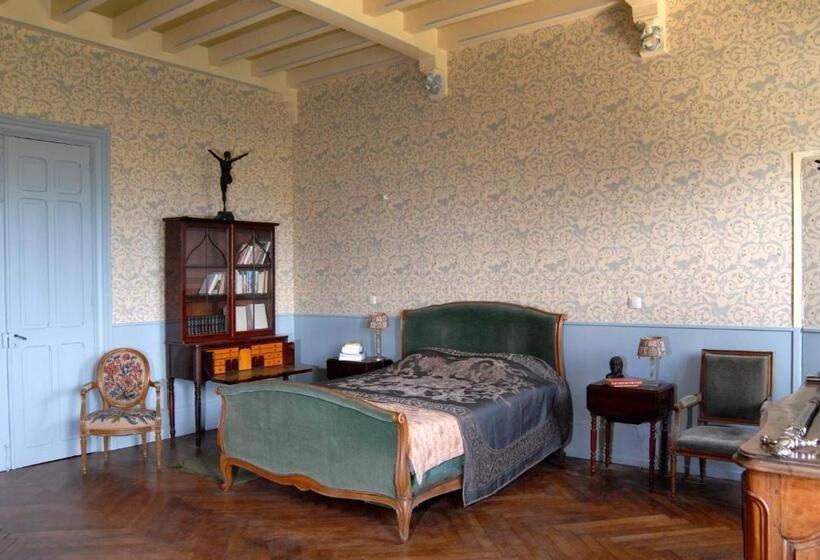 Номер Deluxe, Chateau Des Faugs