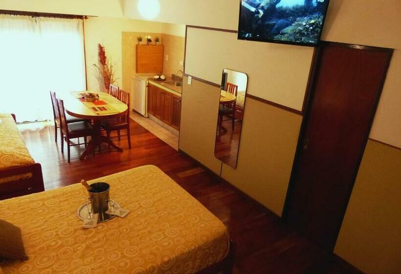 اتاق استاندارد با بالکن, Apart Hotel Family