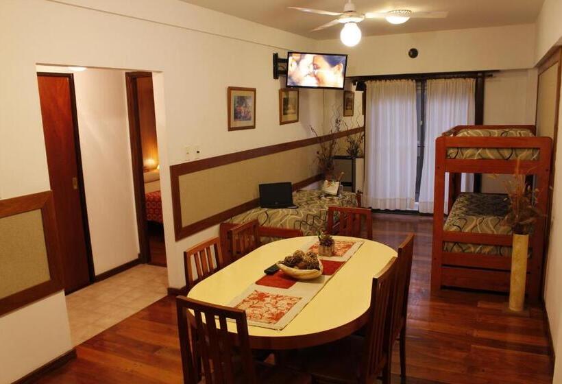 اتاق خانوادگی, Apart Hotel Family
