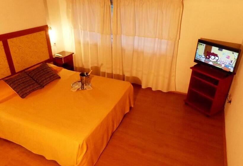 آپارتمان 1 خوابه با بالکن, Apart Hotel Family