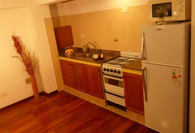 آپارتمان 1 خوابه با بالکن, Apart Hotel Family