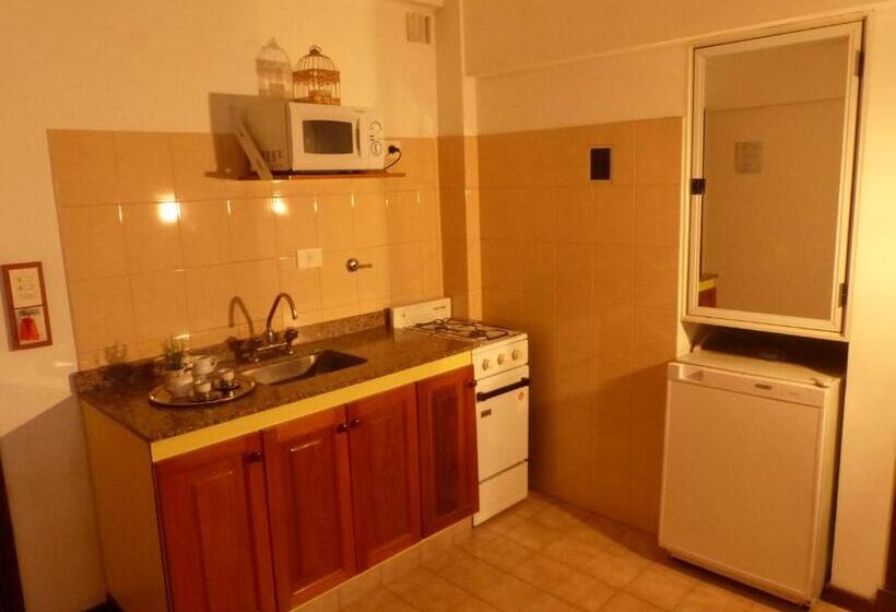 آپارتمان 1 خوابه با بالکن, Apart Hotel Family