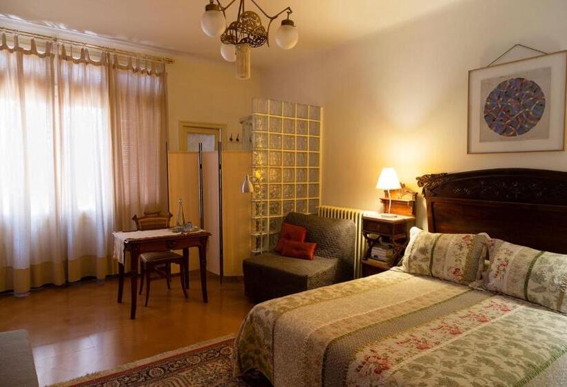 Люкс, 1900 B&b Terrassa