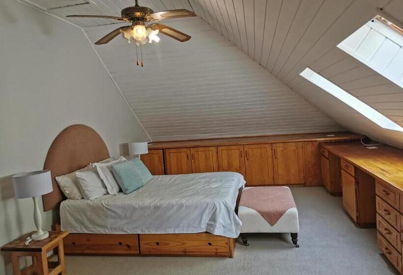 패밀리 룸, Green Gables Guest House Strand