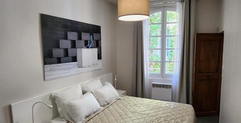 آپارتمان 2 خوابه, La Résidence Arles Centre