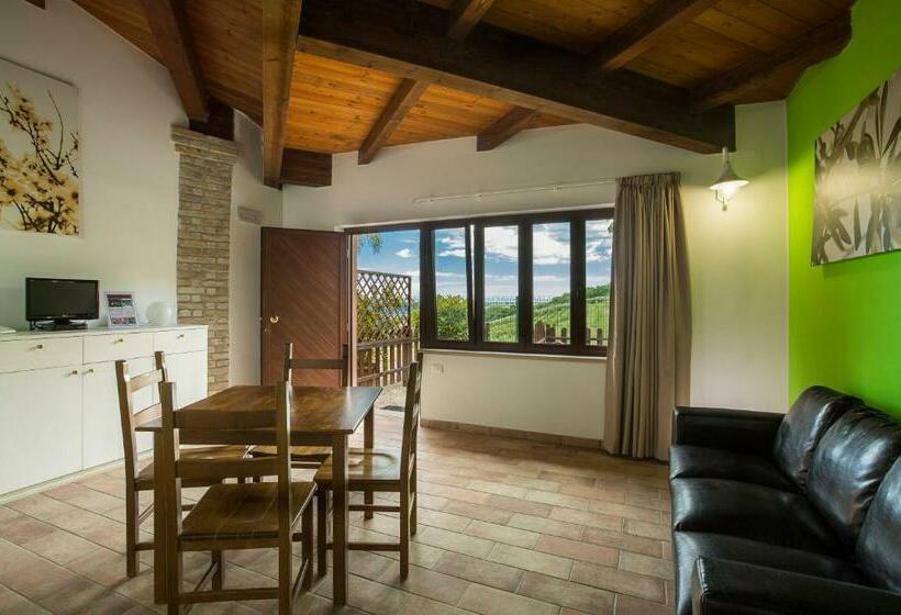 اتاق استاندارد چهار تخته, Country House Il Cascinale
