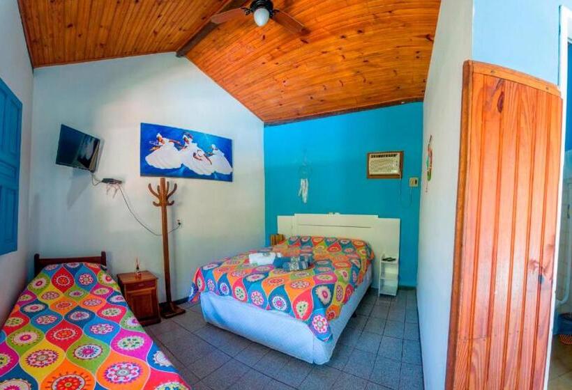 سوئیت با بالکن, Pousada Aloha Arraial