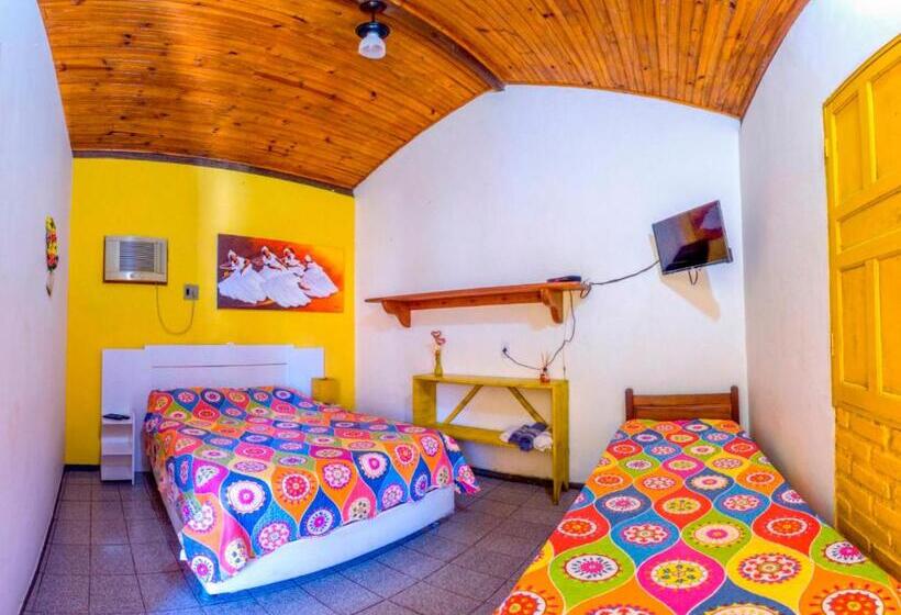 سوئیت با بالکن, Pousada Aloha Arraial