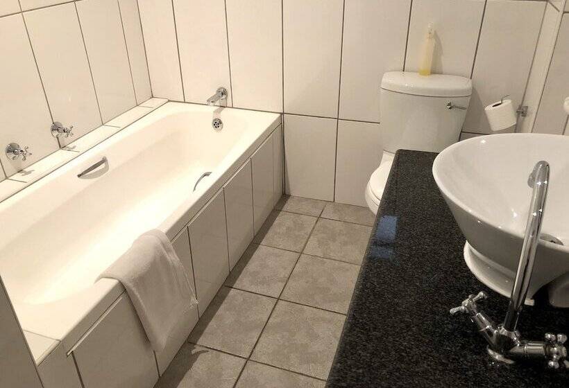 Номер Стандарт, Clubview Guest House