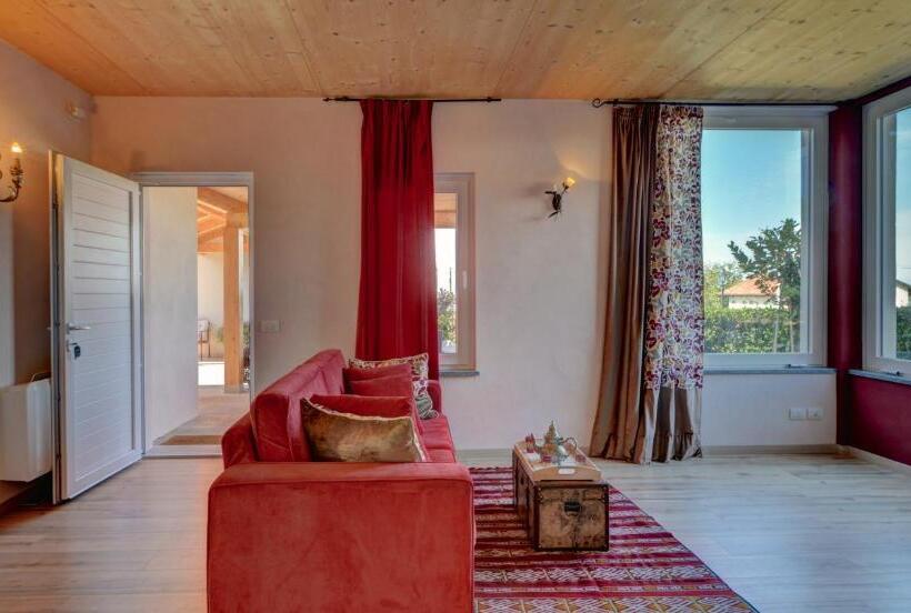 Апартаменты 1 Спальня Нижний Этаж, La Rosa Gialla Bio Apartments & Rooms