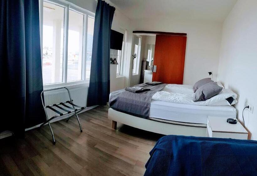 Номер Стандарт Трехместный, Apotek Guesthouse
