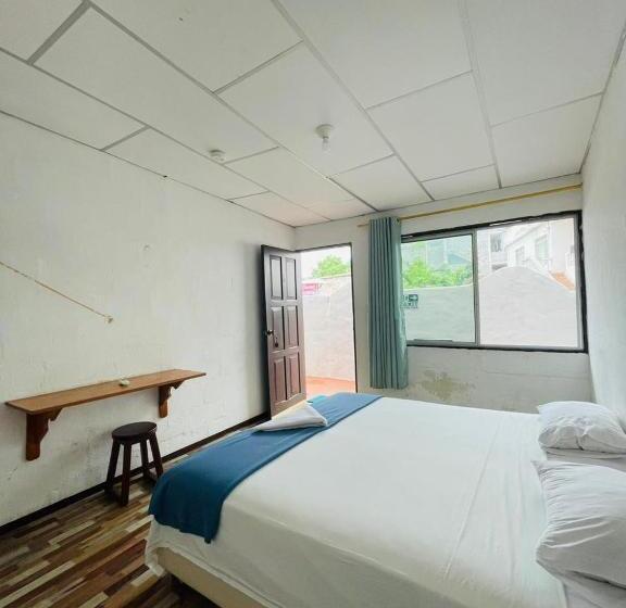 Номер Стандарт Индивидуальный, Hostal Darwin B&b