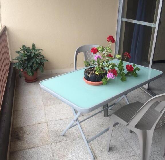 اتاق استاندارد با بالکن, Hostal Los Lagos Inn