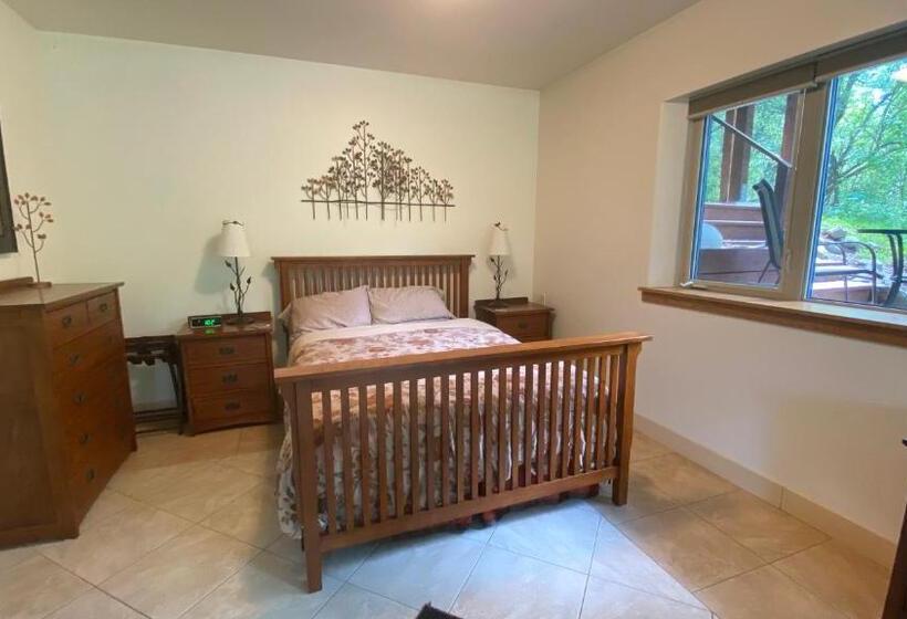 Трехместный Номер Deluxe, Eagle Peak Guesthouse