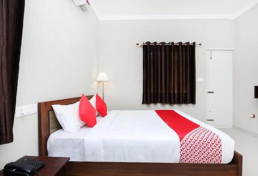 三人经典房间, Super Townhouse Hebbal Mysore Formerly Green Orchid Resorts