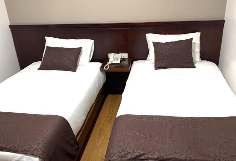 스탠다드 룸, Hostal Camil