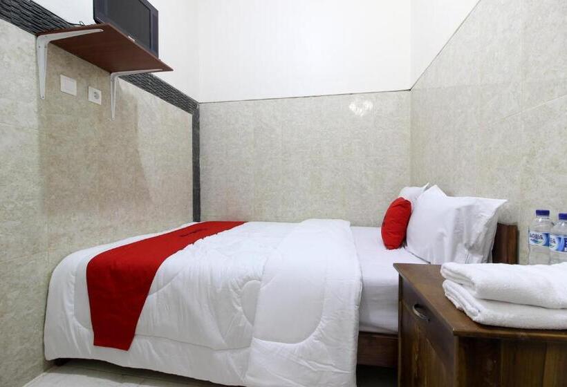 Номер Economy, Reddoorz Near Museum Gunung Merapi