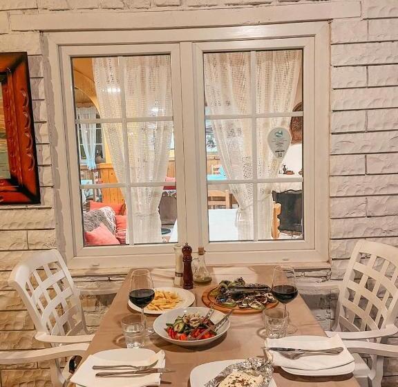 اتاق استاندارد سه نفره, Guesthouse Lord Byron